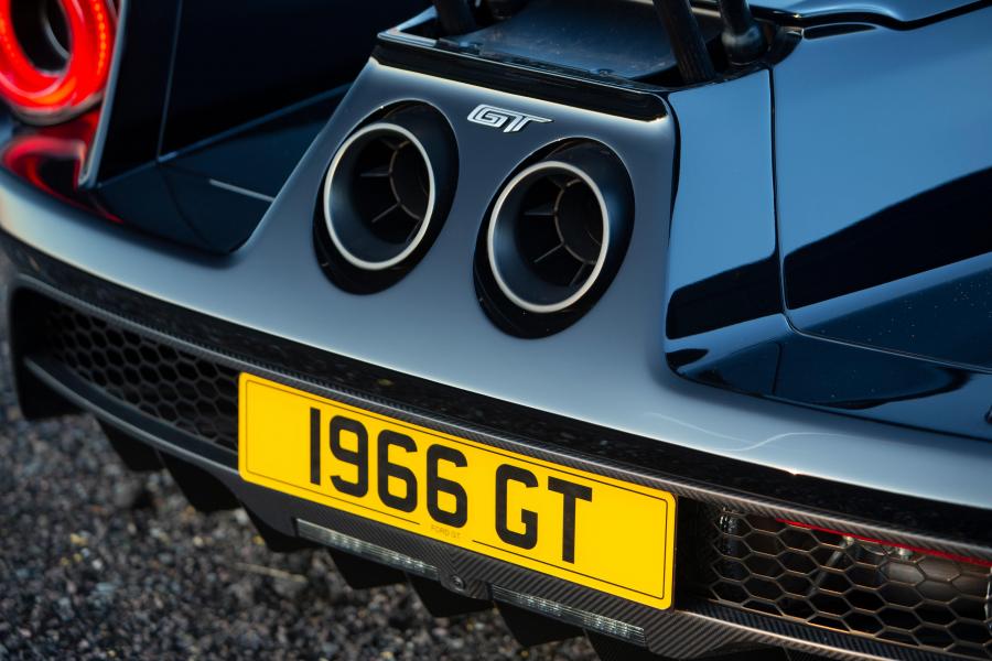 Детали экстерьера Ford GT (H121) 2018 года  (фото 13 из 85)